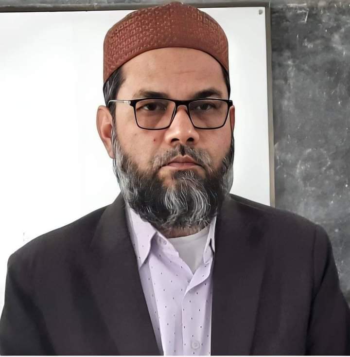 সত্যিকারের মানুষ হই